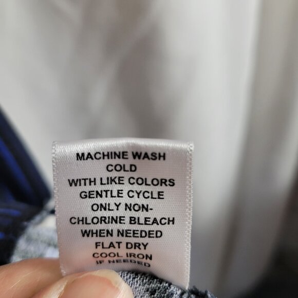 Elle XL Cold Shoulder Short Sleeve Blouse Blue White floral striped Rayon EUC - Picture 9 of 11